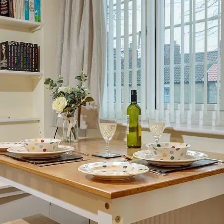 Cosy One Bedroom In Pickering